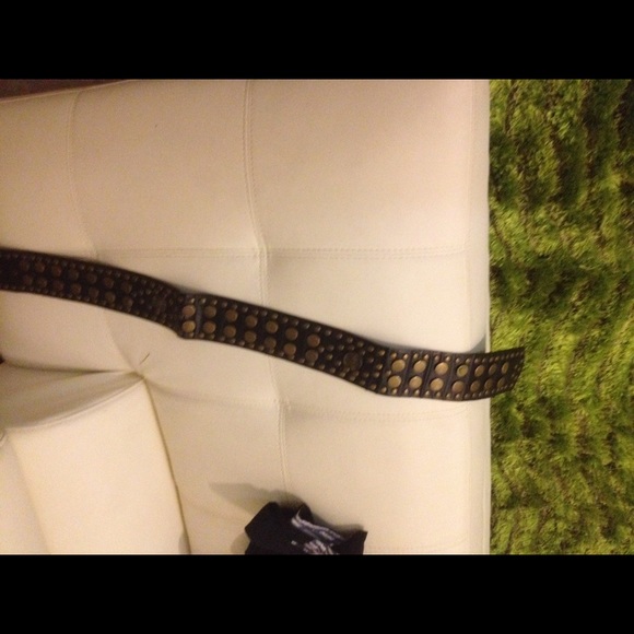 Dramatic black gladiator  belt - Picture 2 of 4