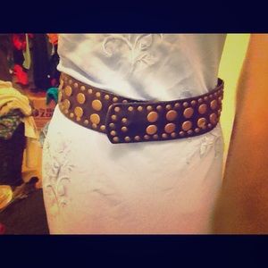Dramatic black gladiator  belt