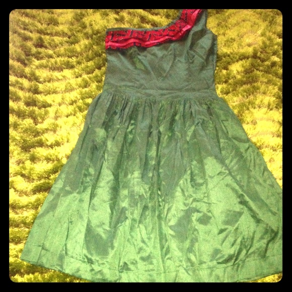 Green summer dress with tribal Ankara prints - Picture 1 of 3