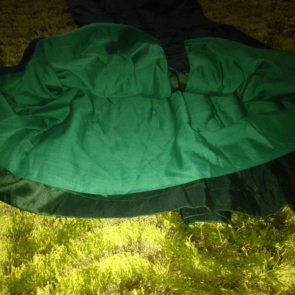 Green summer dress with tribal Ankara prints - Picture 2 of 3