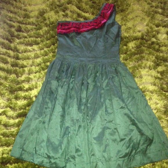 Green summer dress with tribal Ankara prints - Picture 3 of 3