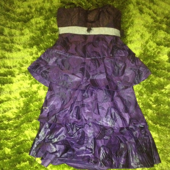Ankara plain purple dress with straw - Picture 2 of 3