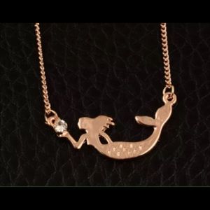 NWOT 18k rose gold plated mermaid necklace