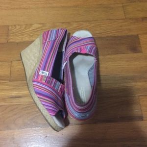 Toms wedge heels