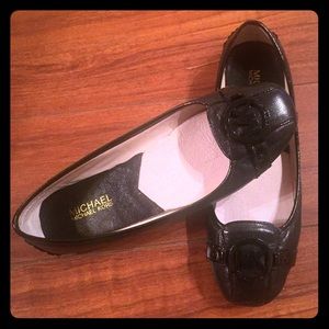 MICHAEL KORS FLATS
