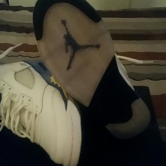 Retro Laney 5 Jordan - Picture 3 of 3