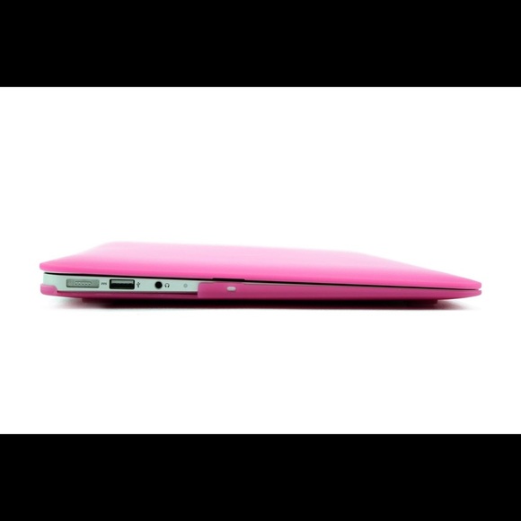 Hard Rubberized Case for MacBook Pro -- Hot Pink! - Picture 3 of 3