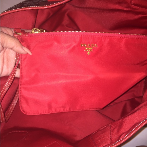 😍sold😍Authentic Prada plex fori vinyl tote - Picture 3 of 4
