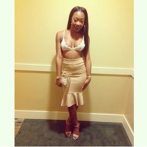 ❗️SOLD❗️Tan Pencil Skirt