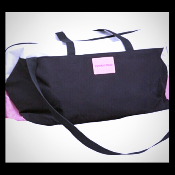 SOLD ON ANOTHER SITE...VICTORIA SECRETS TRAVEL BAG