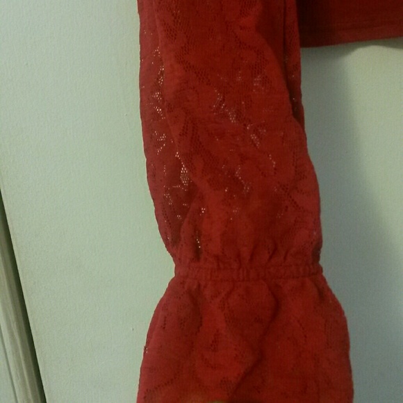 Red top - Picture 2 of 2