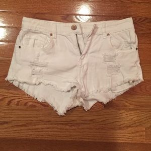 White high waisted shorts