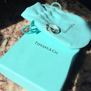 Tiffany & Co. infinity ring in sterling silver
