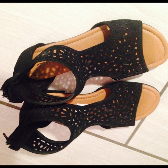 Black Sandals - Picture 3 of 3