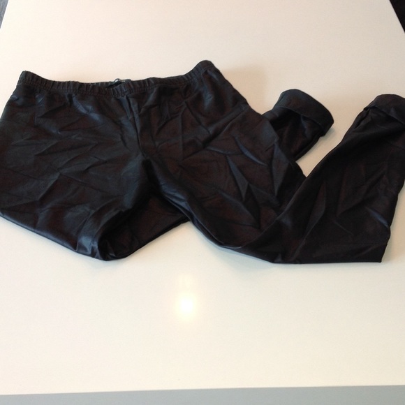Faux Leather Scrunched  Leggings