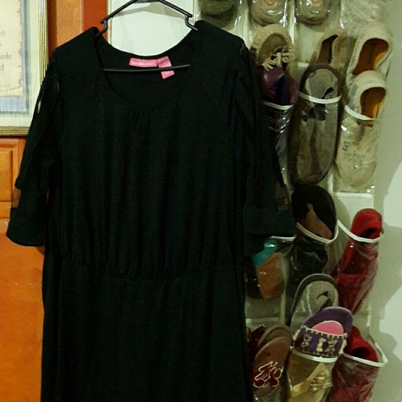 Black maxi dress waist &bottom made together