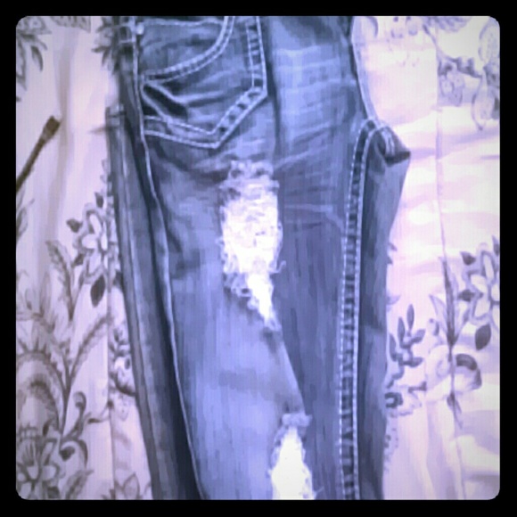 Brand New Ripped Jeans. - Picture 1 of 1