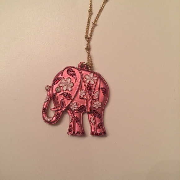 Lauren Conrad elephant necklace