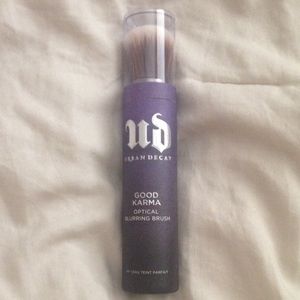 Urban Decay Good Karma Optical Blurring Brush