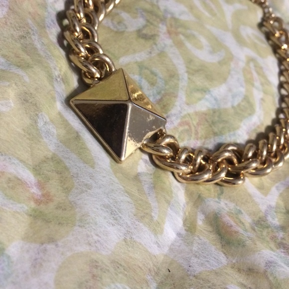 Gold Chain - Picture 2 of 2