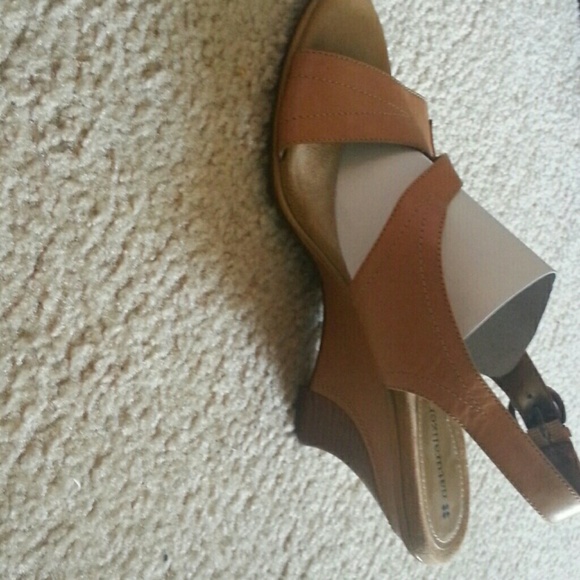 Camel wedge - Picture 2 of 2
