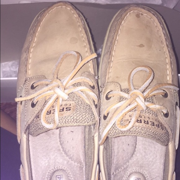 Sperry topsiders
