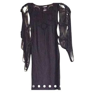 Bebe dress with fringe sleeves