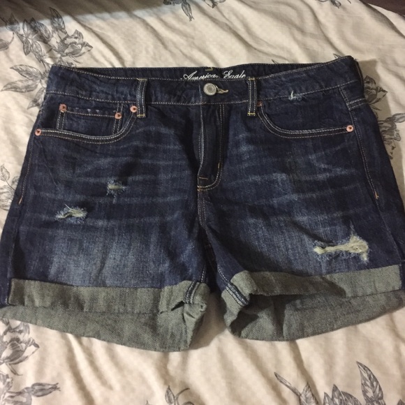 American Eagle High wasted shorts