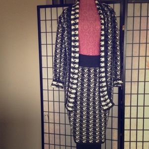 Dana Buchman Italy merino wool reversible suit