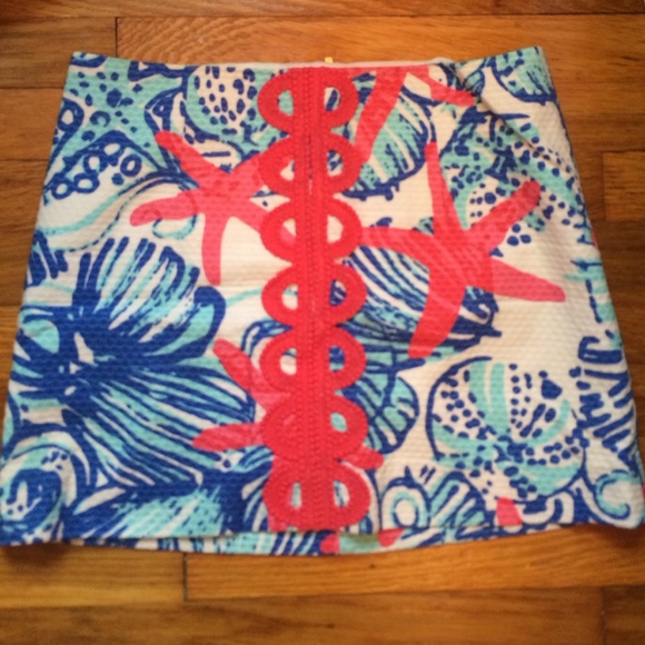 Lilly Pulitzer skirt