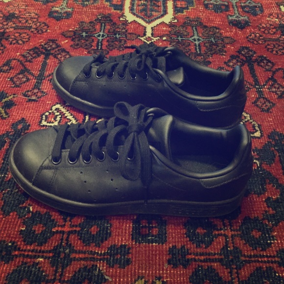 Adidas Shoes - ADIDAS ALL BLACK STAN SMITHS