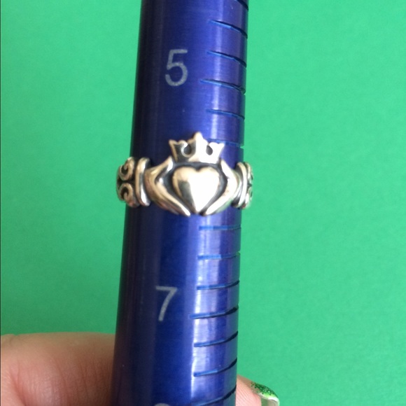 James Avery Claddaugh Ring size 6