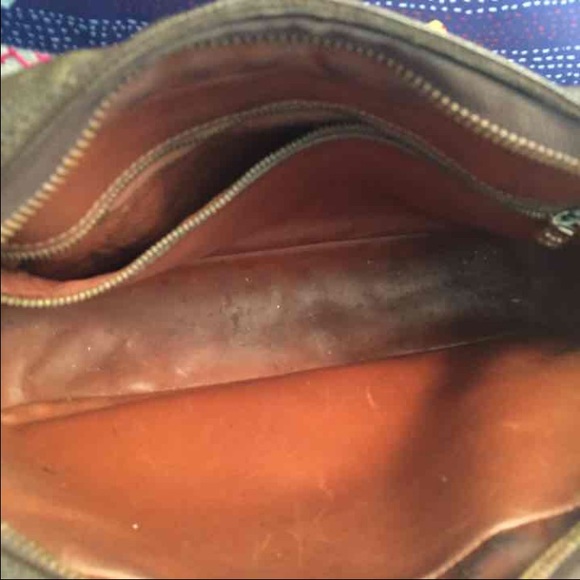 Louis Vuitton Messanger - Picture 2 of 4