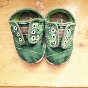 Toddler Toms