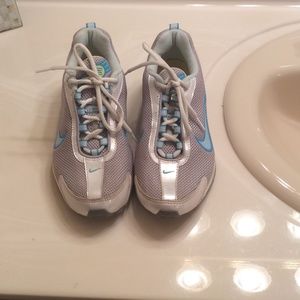 Grey and light blue nike shox!