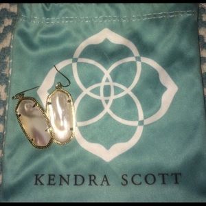 Kendra Scott Elle gold pearl earrings