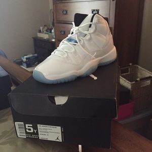 Retros 11 legend blues