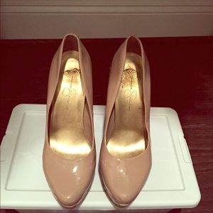 Jessica Simpson nude platform heels size 7.5