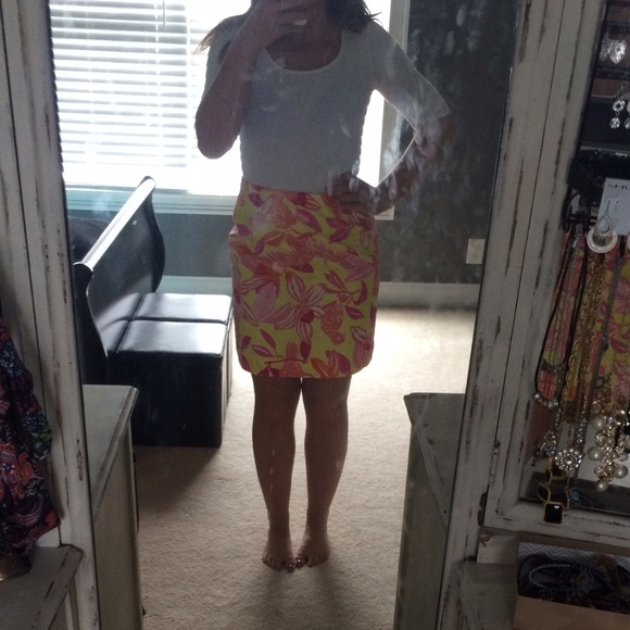 Lilly Pulitzer skirt