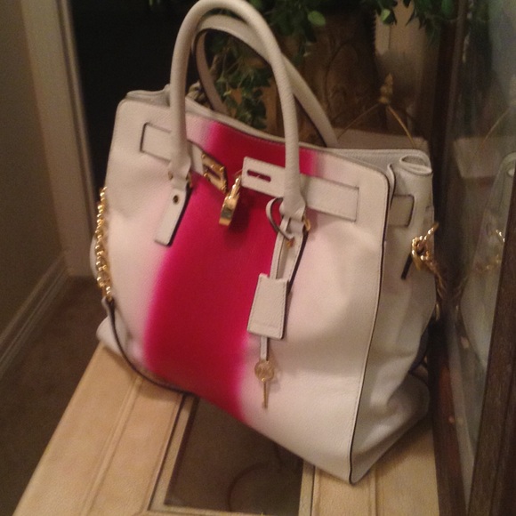 MICHAEL KORS HAMILTON FUSHIA - Picture 2 of 4