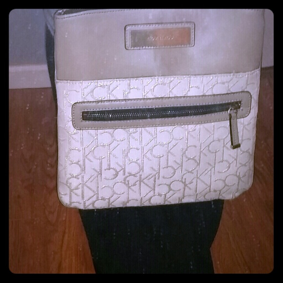 Calvin klein crossbody