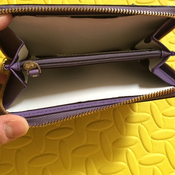 Kate Spade Wallet - Picture 3 of 3