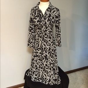 Like new! Black and grey dress