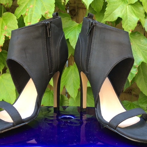 Modern Open Toe Booties - Picture 3 of 4