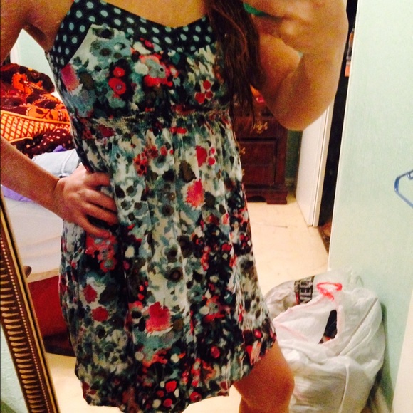 Dress - Picture 2 of 2