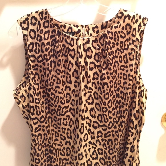 40% OFF EVERYTHING! Jones New York leopard top