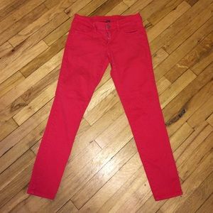 red American Eagle pants.