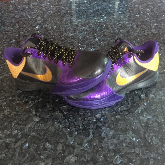 Kobe Bryant  Basketball shoes