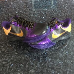 Kobe Bryant  Basketball shoes