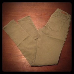 Olive green skinny jegging